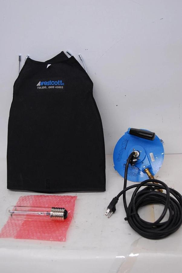 Used Westcott Spiderlite SPIDER Lighting Fixture W/ Bulb