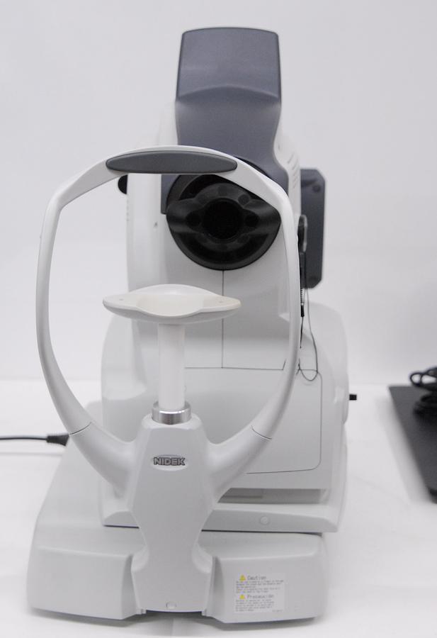 Used Nidek AFC-330 Non-Mydriatic Auto Fundus Camera W/ Case, Software, Laptop