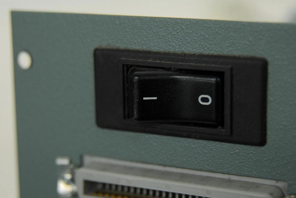 Used Becton Dickinson FACSCalibur Power/IO Assembly W/ Cables