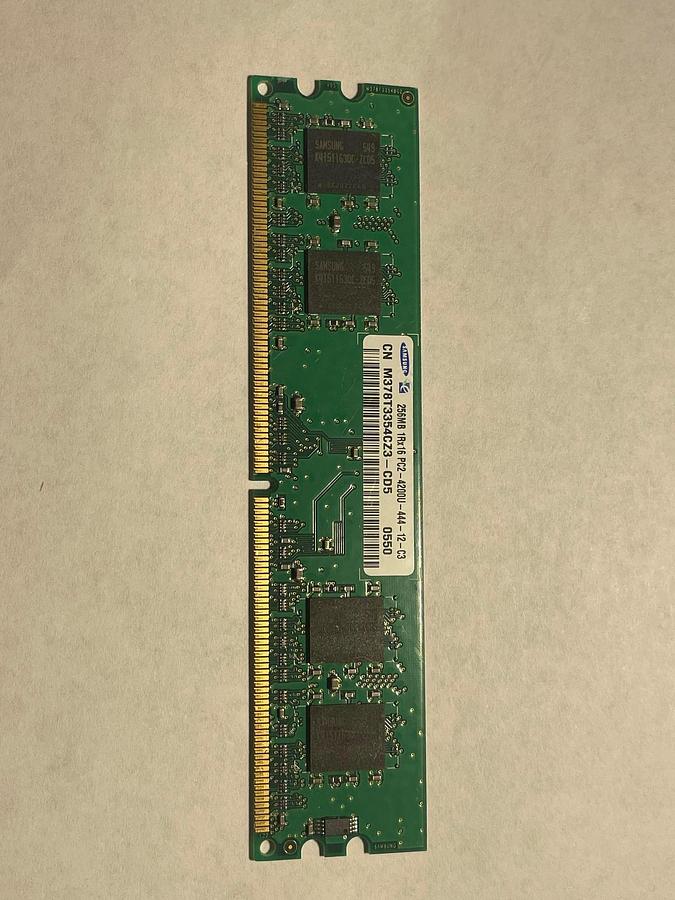 Used 256MB Samsung M378T3354CZ3-CD5 240-pin DDR2 533MHz Non-ECC 84761999711