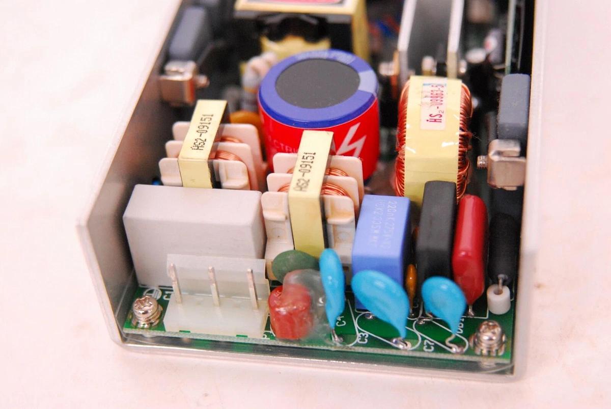 Used Advanced Power Solutions APS APS105VP-26 HVP105-26 Power Supply