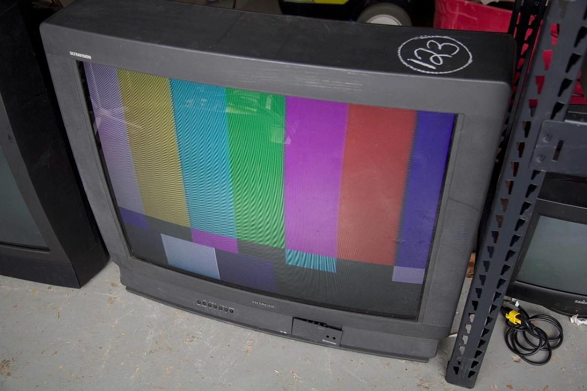 Used Hitachi 35ux70ba 35" Ultravision CRT