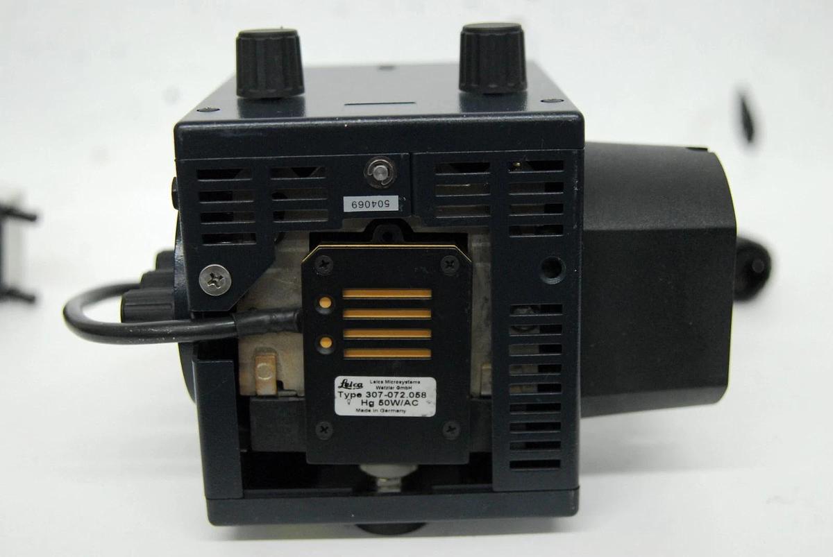 Used Leica 307-072.058 Hg 50W LH-106z Lamp Housing W/ DM IL Fluorescence Port Mount