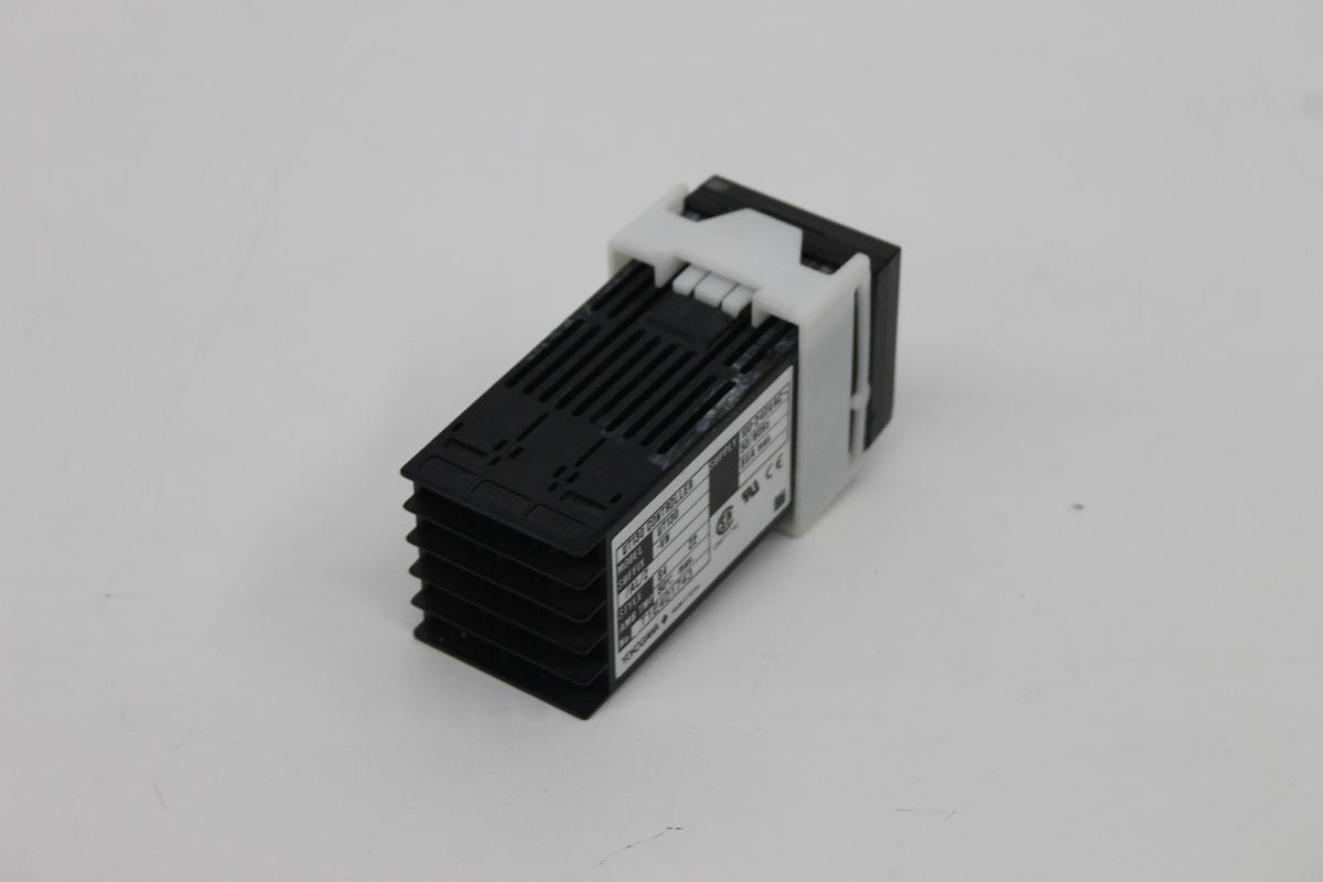 Used YOKOGAWA UT130 TEMPERATURE CONTROLLER