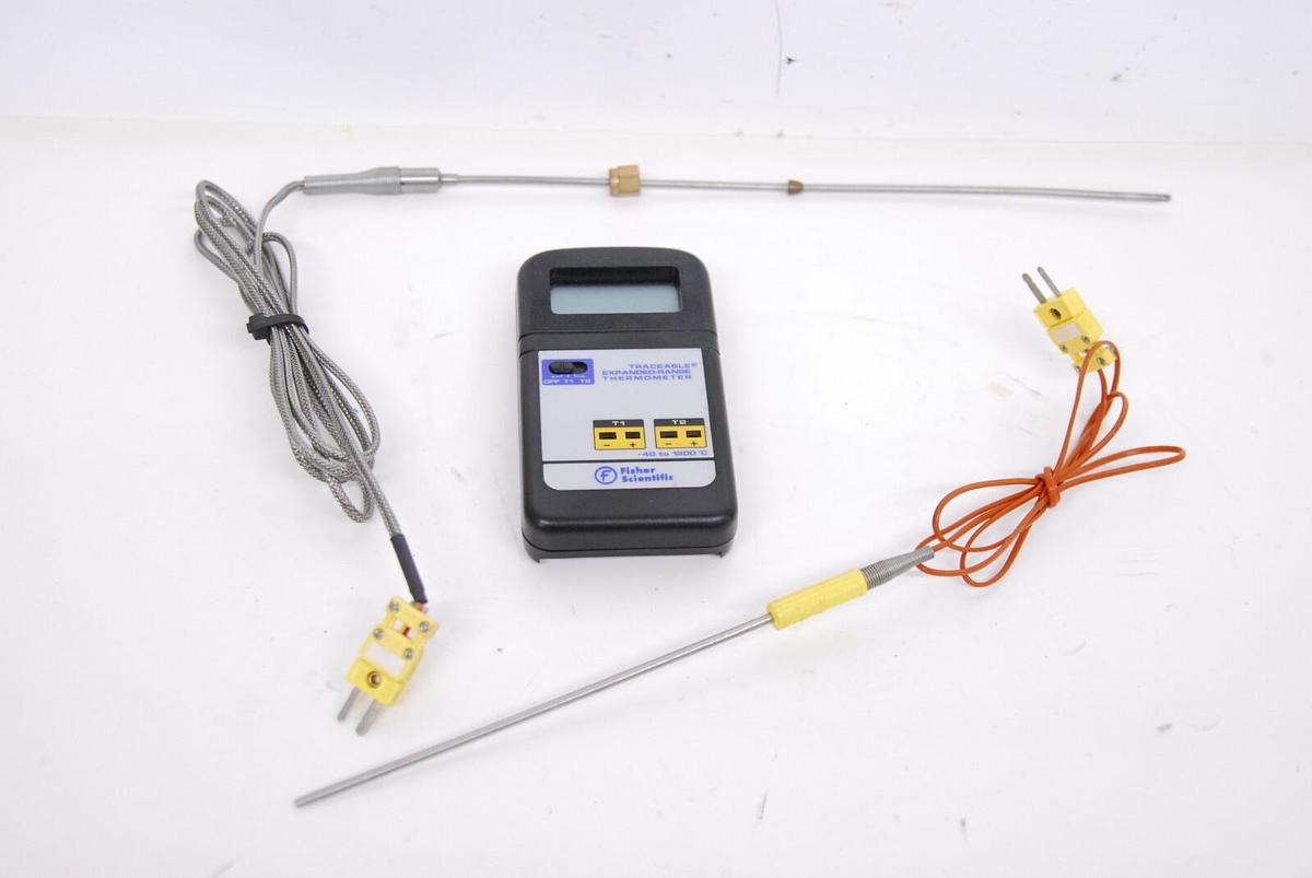 Used Fisher Scientific 15-077-11 Traceable Expanded-Range Thermometer - TESTED