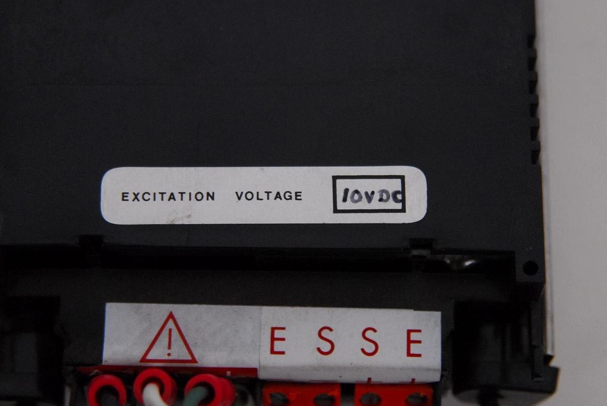 Used Newport Quanta Q9000-S 4-Digit Digital Panel - TESTED