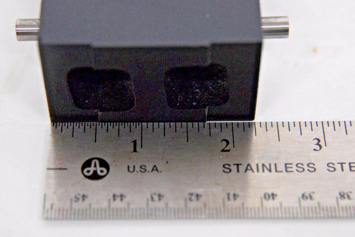 Used Spectra-Tech Inc. 0047-172D IR-Plan Microscope - 4 Position Objective Turret