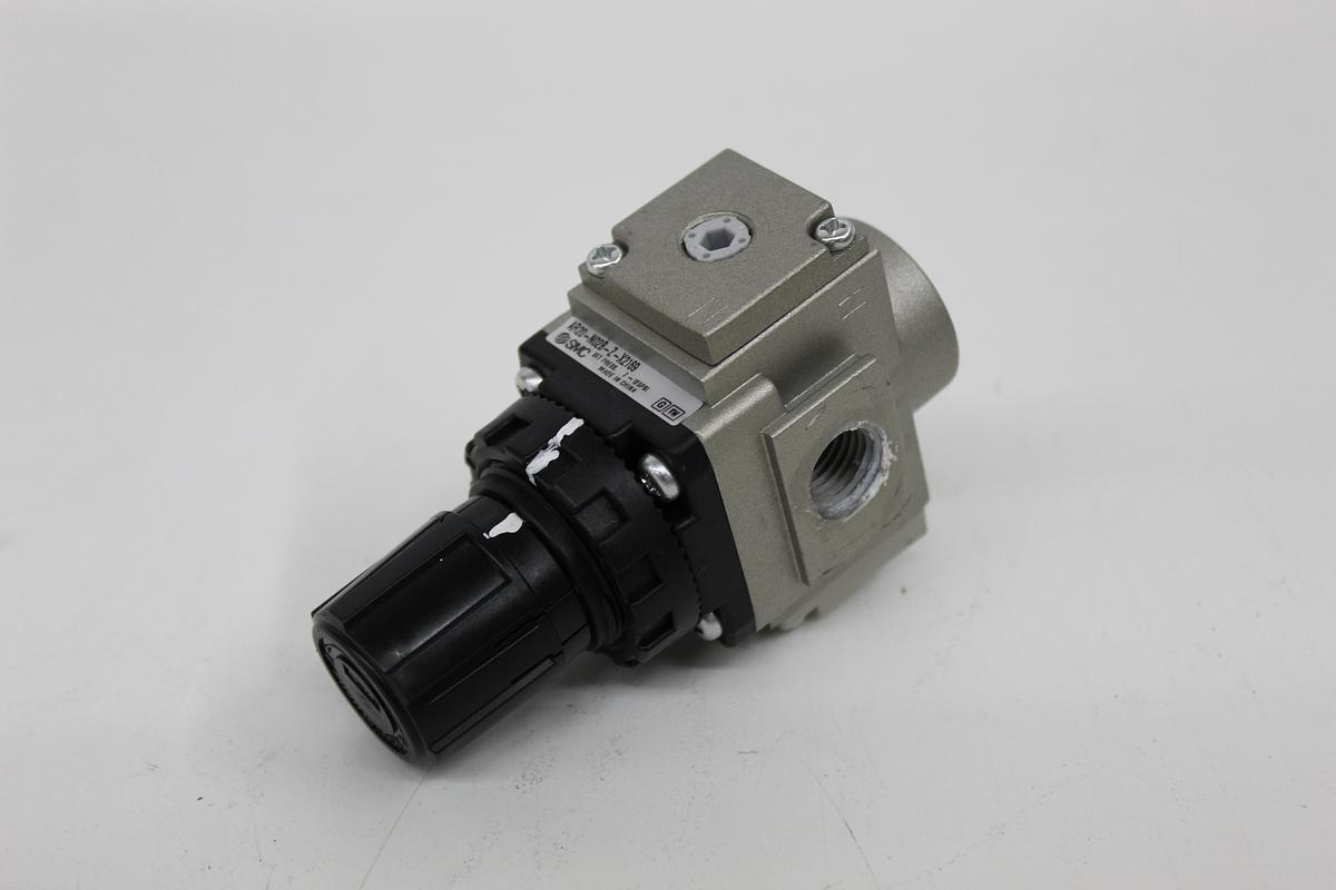 Used SMC AR20-N02B0-X2169 Pneumatic Air Pressure Regulator 1/4" NPT AR20