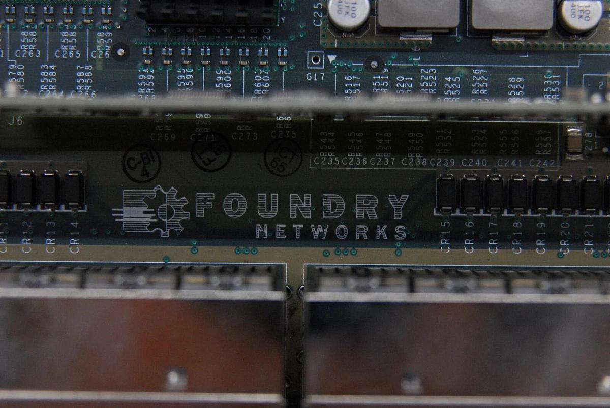 Used Foundry Networks FI424P 31529-101A FastIron SuperX 24-port Ethernet Module
