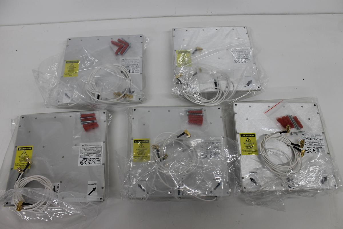 Mars Antennas MA-WE2458-3H Dual Band MIMO Antenna [2.3-2.7GHz, 4.9-6.1GHz] - LOT OF 5