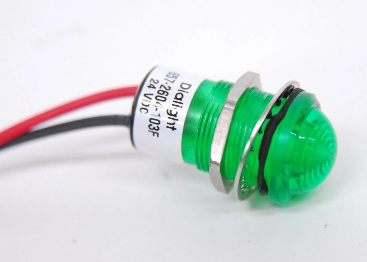Used Dialight 657-2604-103F 24 VDC 0.68" Green LED Dome Panel Mount Indicator
