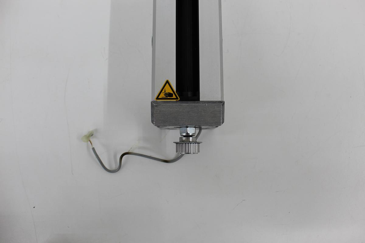 Used Isel Automation LES 4 235420 4039 Linear Actuator 17"