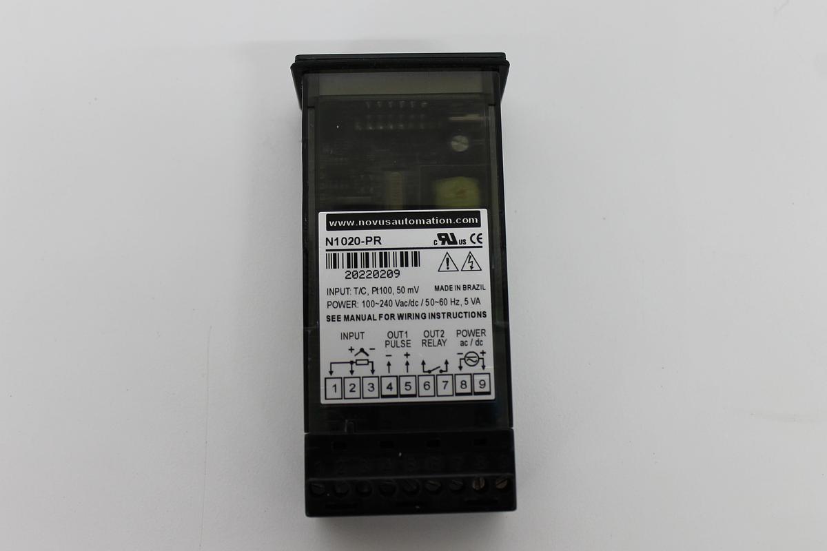 Used NOVUS N1020-PR Temperature Controller