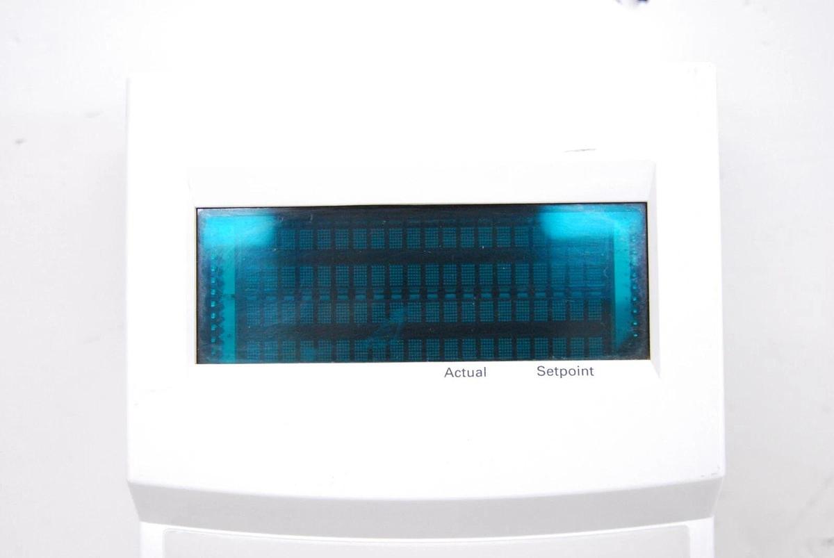 Used Agilent G1530-80000 NA204SD01BA Screen W/ G1575-40100 Keypad (6890N G1540N GC)