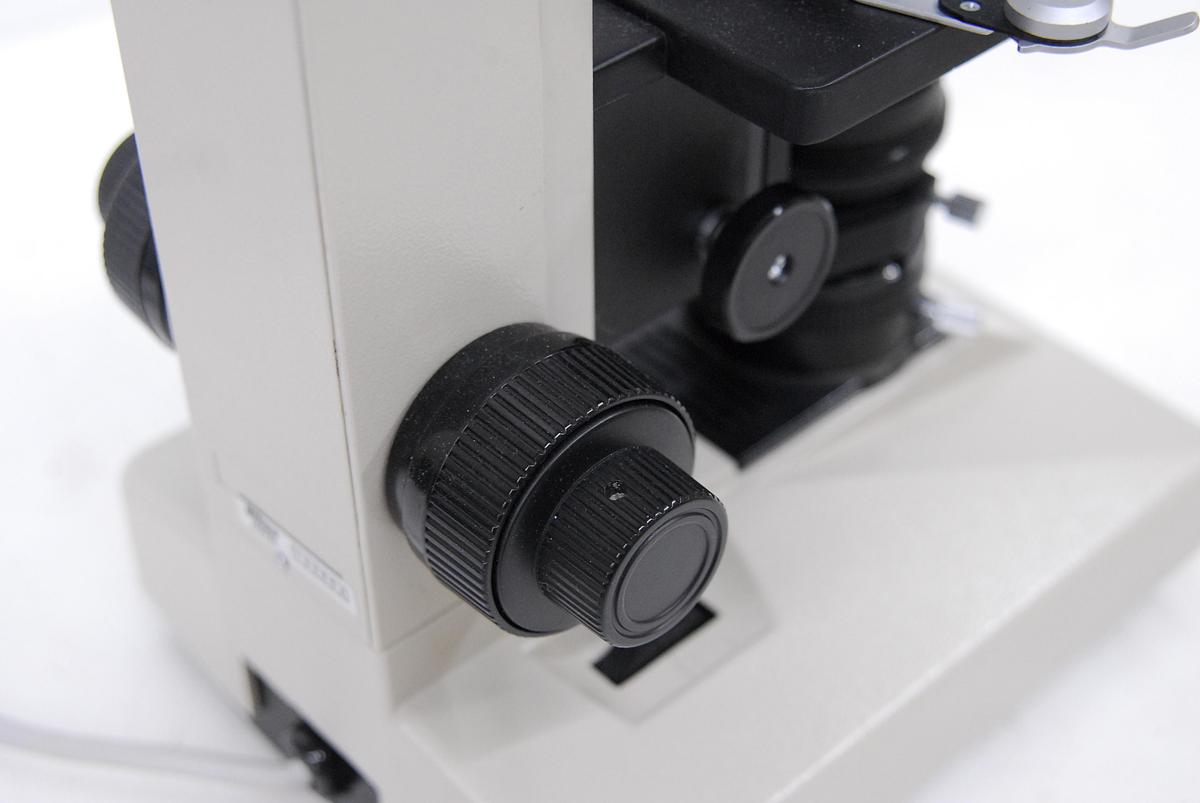 Used Nikon Alphaphot YS Binocular Microscope W/ 4x/10x/40x Objectives