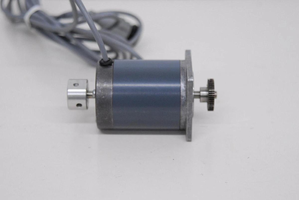 Used Compumotor 71-003869-02 (LA23BCK-121R) Stepping Motor
