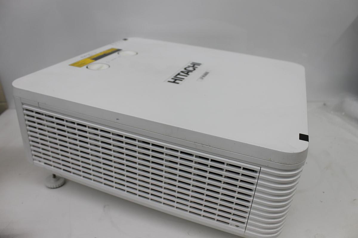 Used Hitachi LP-WU6600 DLP Laser Projector Only 4000 Hours