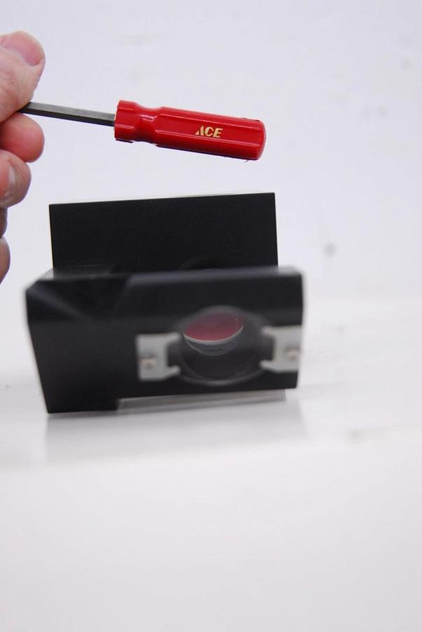 Used Arcturus Veritas 704 Optics Assembly 12917-00 W/ New Focus 9809 Mount