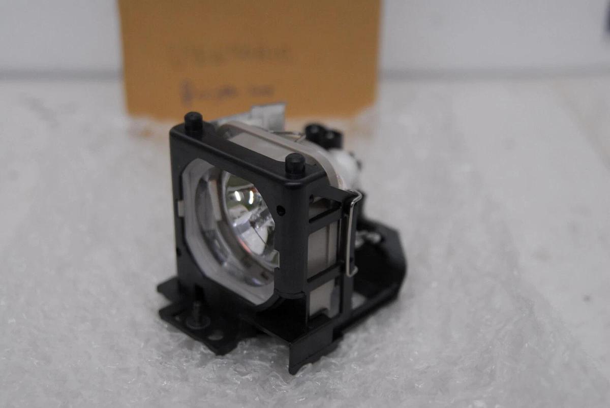 Used PL9863 Replacement Projector Bulb (Alternative to: DT00671)
