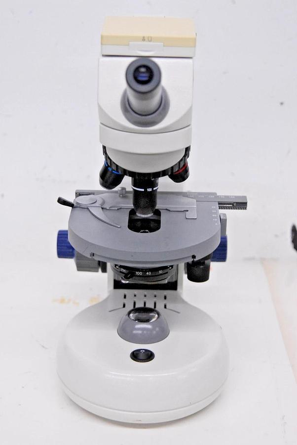 Used Swift M10 Microscope W/ Built in Camera/LCD, 4 Objectives - WORKS GREAT