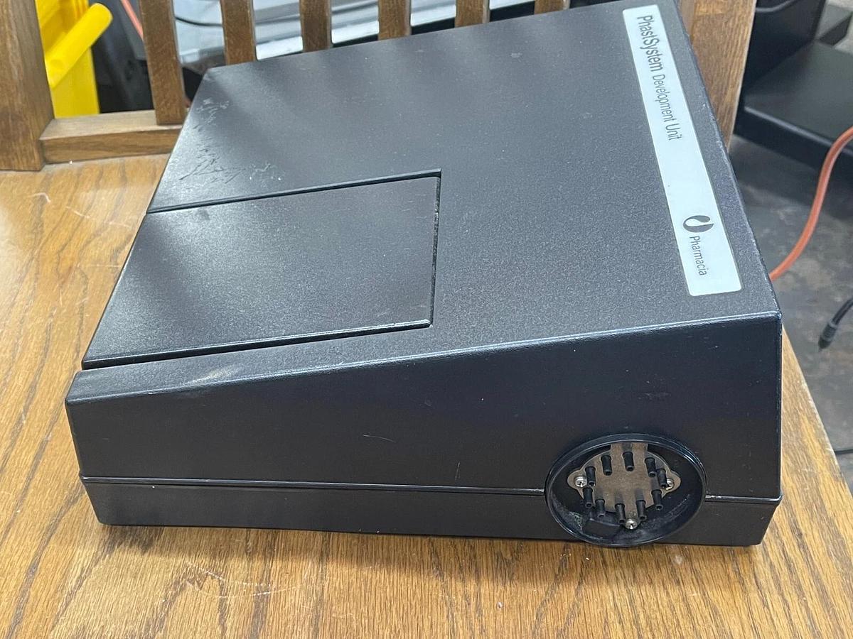 Used Pharmacia PhastSystem Development (18-1600-01)