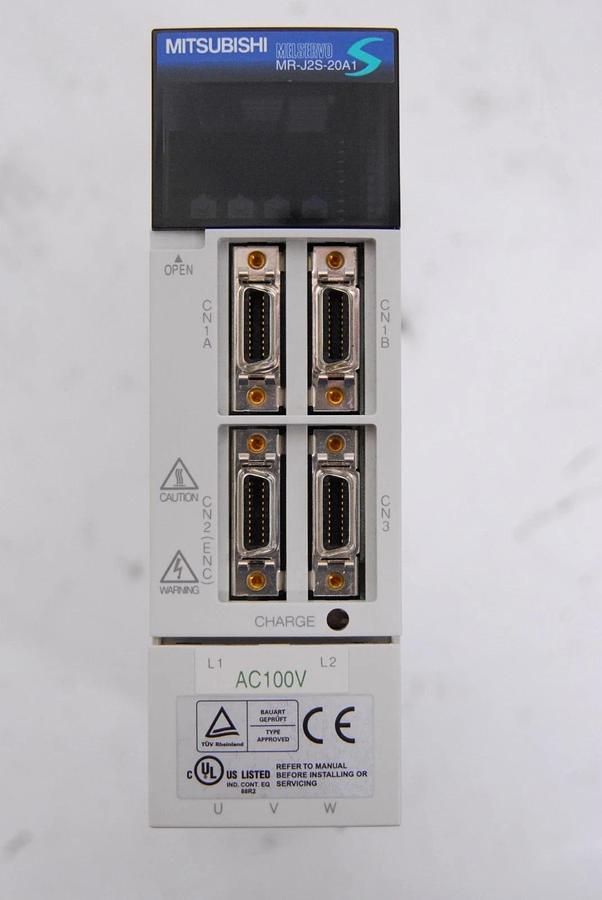 Used Mitsubishi MELSERVO MR-J2S-20A1 AC Servo Drive Amplifier 200W 170V 0-360Hz 1.5A