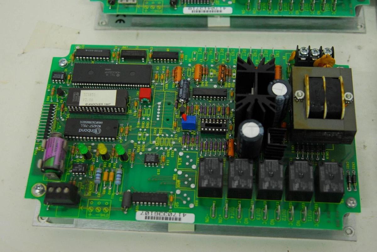 Used Infinity Andover Controls TCX 851 Terminal Control Unit (TCU) 24 VAC - Lot of 4