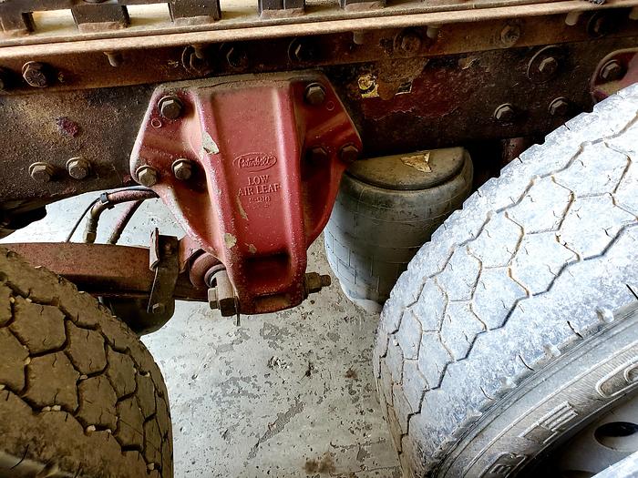 Used 2008 Peterbilt 386 Truck