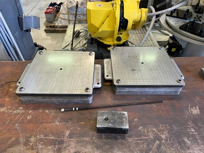 Usato CENTRO ALTA VELOCITÀ COMPLETO DI CARICO E SCARICO PEZZO E PALLET