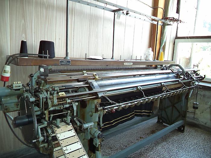 Gebraucht Flachstrickmaschine UNIVERSAL MC1 E05/183 cm