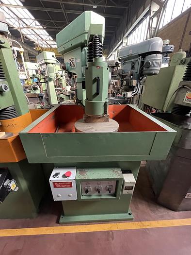 Ottime Lapidello a Tavola Girevole con Mola a Tazza LODI