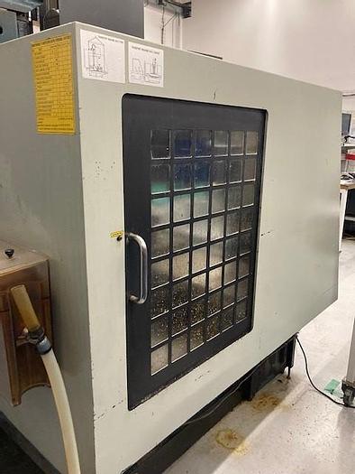 Utilisé Centre d’usinage vertical Feeler FV-600