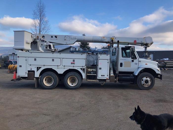 Used 2003 IHC Altec AM 855 Bucket Truck