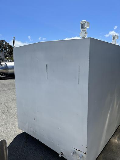 Used Tank, 3,000 Gallon, S/st, Insul, Agit, 2-Compartment #C743869