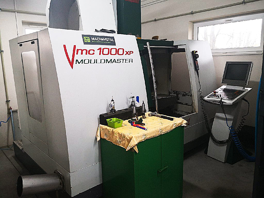 Used Bridgeport VMC 1000 XP - 2003
