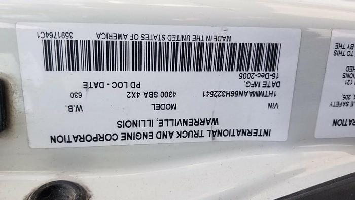 Used 2006 INTERNATIONAL 4300