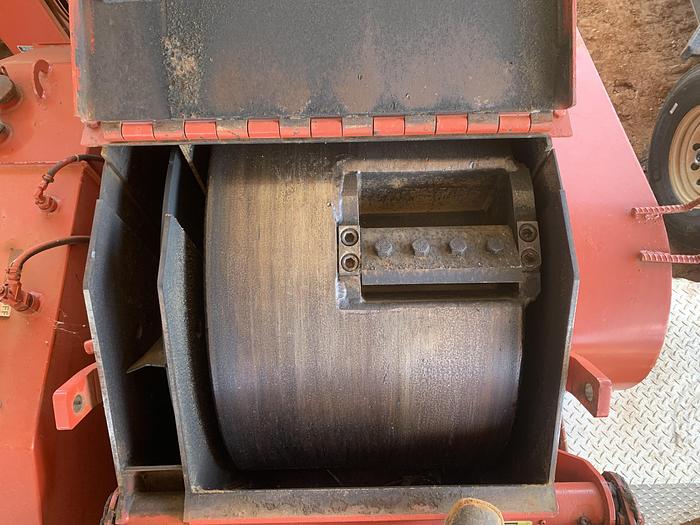 Used 2003 Morbark 2400 Hurricane chipper