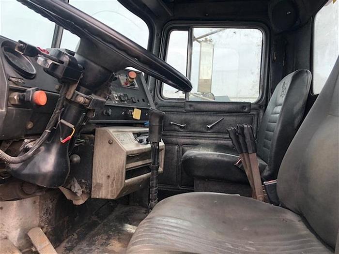 Used 1994 MACK RB 690S ROLL OFF TRUCK