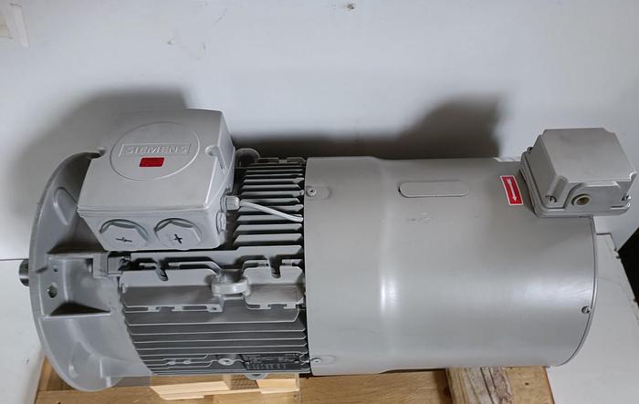 Elektromotor mit Bremse und Ventilator, 1AV2162B-LE10011DB222FB4-Z, 11KW, Siemens, neu