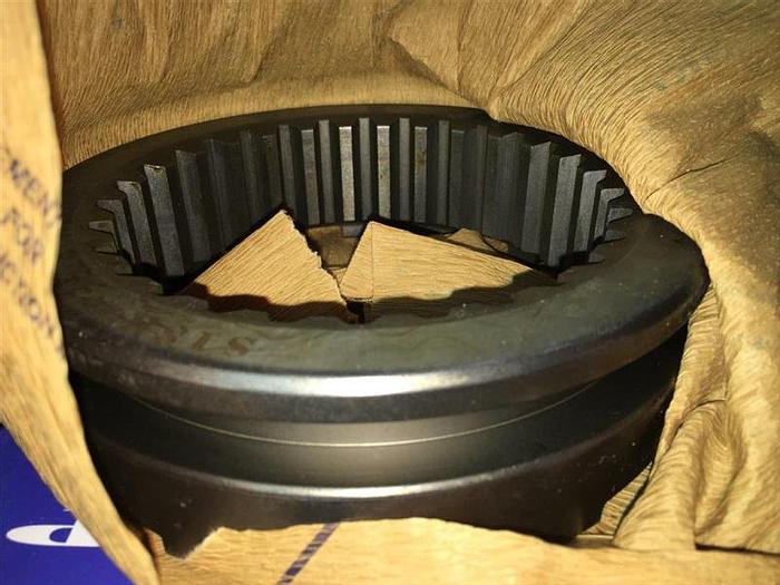 2016 Volvo 11145309 DOG CLUTCH