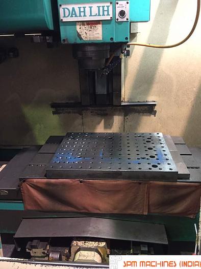 Used Dahlih  MCV720 VMC -2001