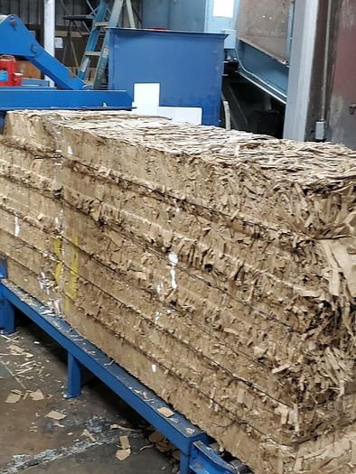 Used AMERICAN HORIZONTAL AUTO-TIE BALER MODEL 12847 60 HP