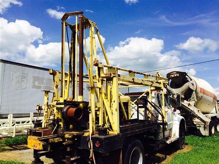 Used 1970 Mobile B52 Drill Rig