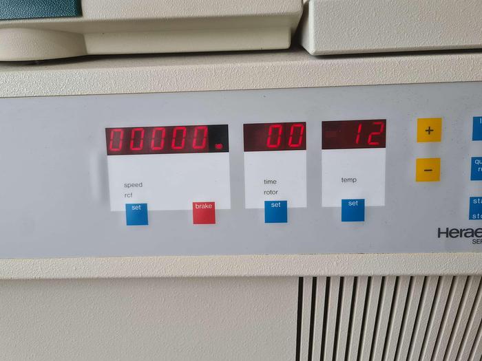 Used Hereaus Sepatech Biofuge 15R Refrigerated Centrifuge