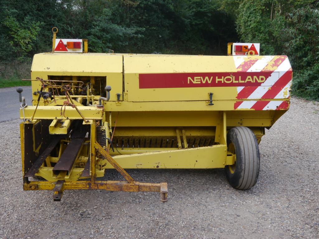 Used New Holland 945 Conventional Baler