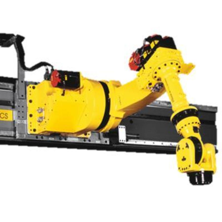 Fanuc R-2000iB/200T Toploader Robot