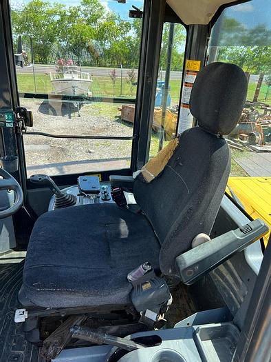 Used 2011 KOMATSU WA250-6 WHEEL LOADER