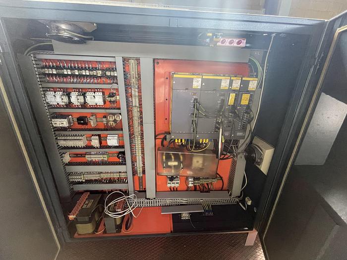 Ottime Tornio Cnc con Motorizzati AVM ANGELINI DG 13