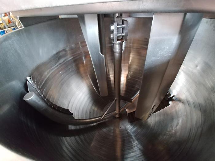 Used GROEN 150 GAL DIRECT STEAM KETTLE w/ SINGLE AGITATION, SCRAPE SURFACE, DOUBLE BAFFLES (798C).