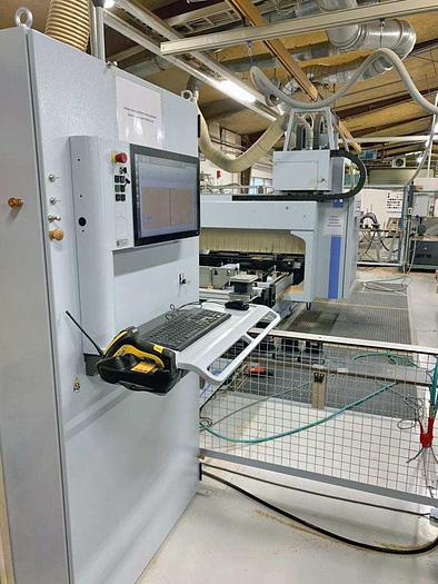 Used 2015 WEEKE CNC machine center Weeke PROFI BMG 211/45/15/AP